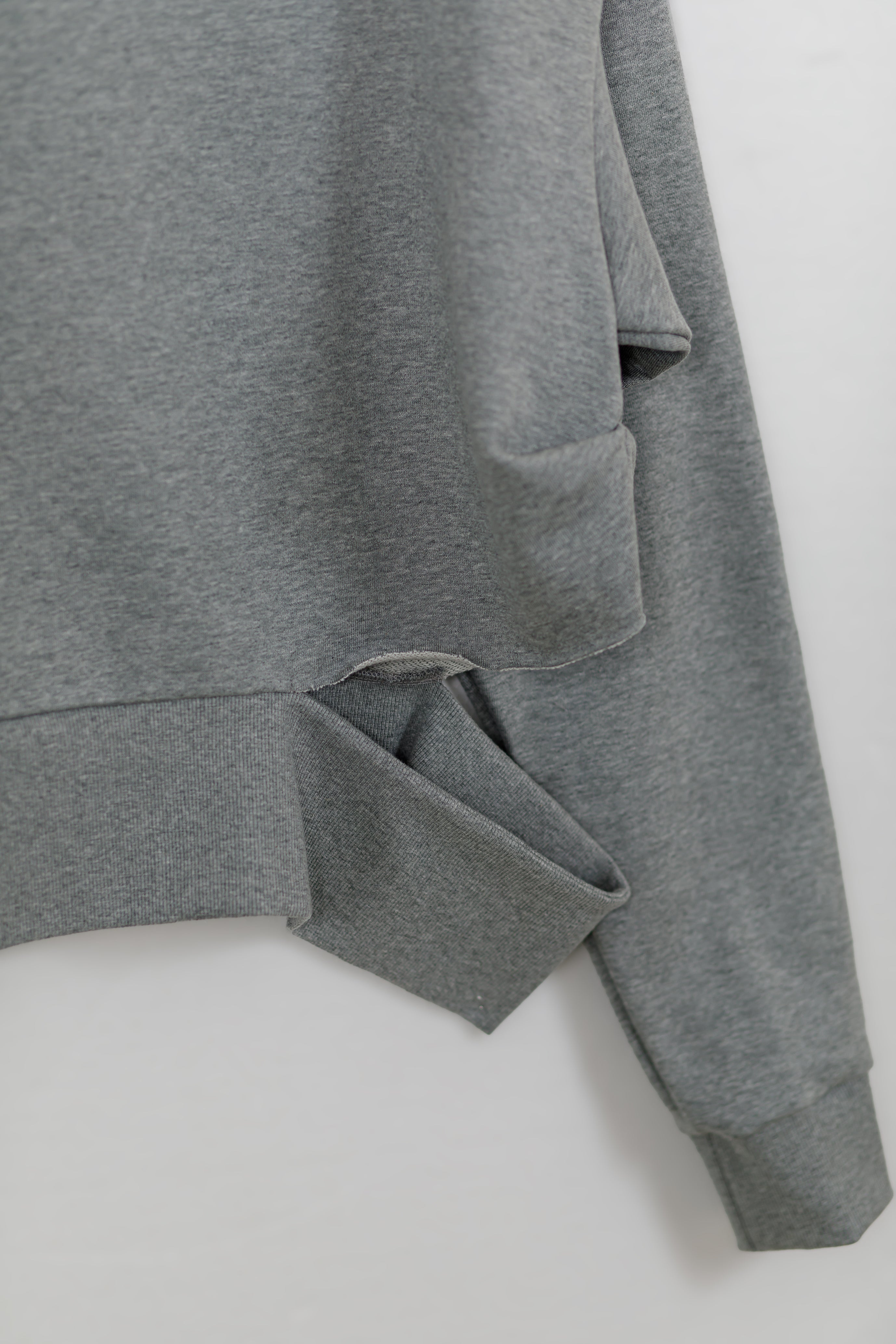 Unisex Cut Off Design Sweat