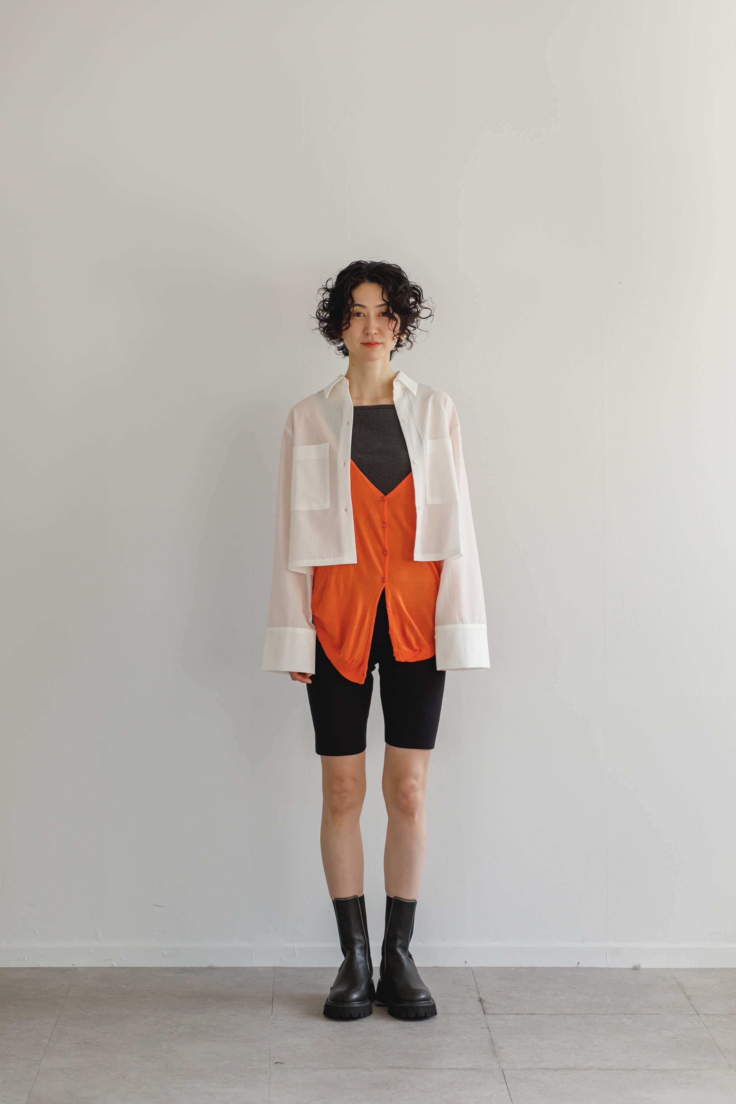 《残り僅か》Cropped Shirts