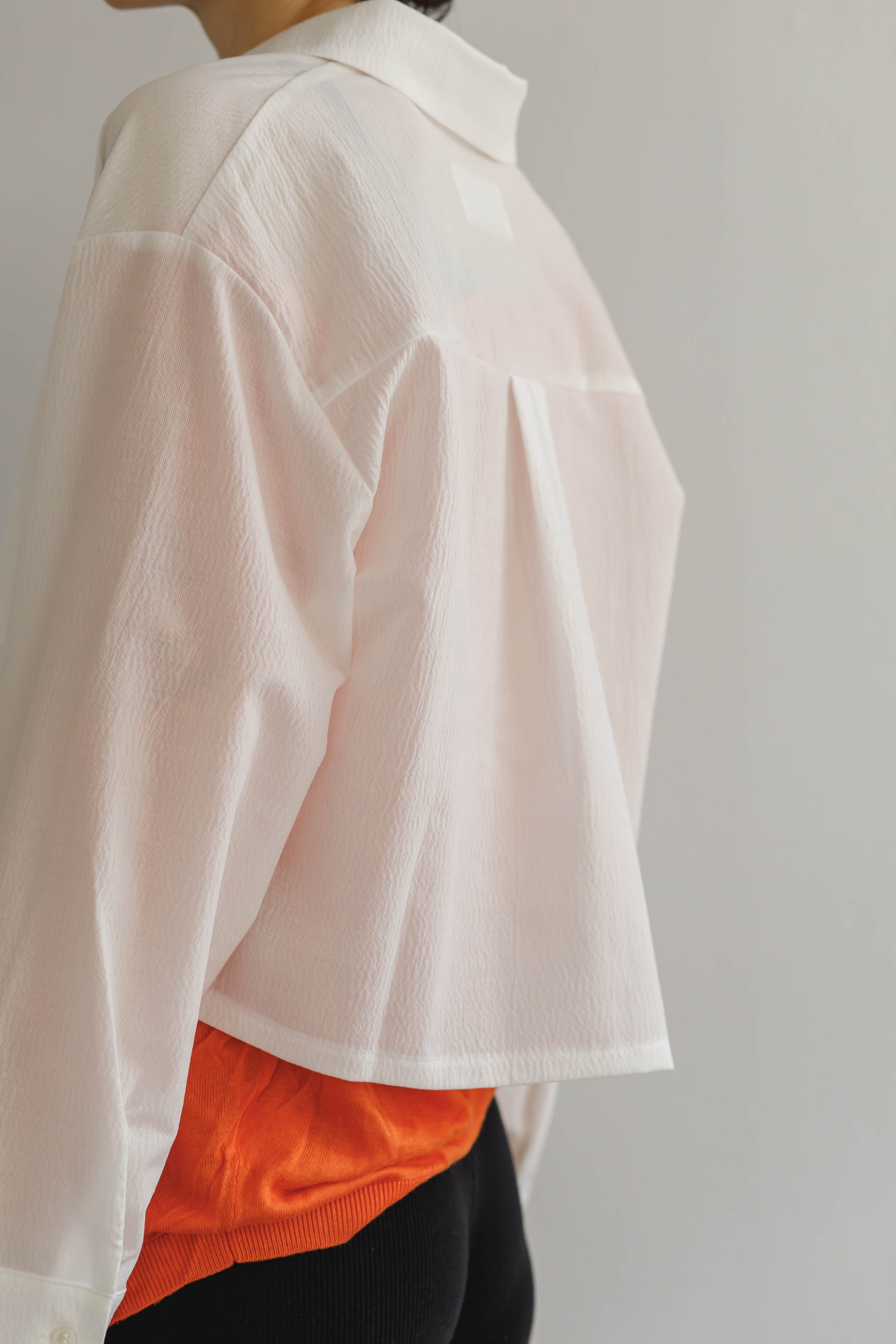 《残り僅か》Cropped Shirts
