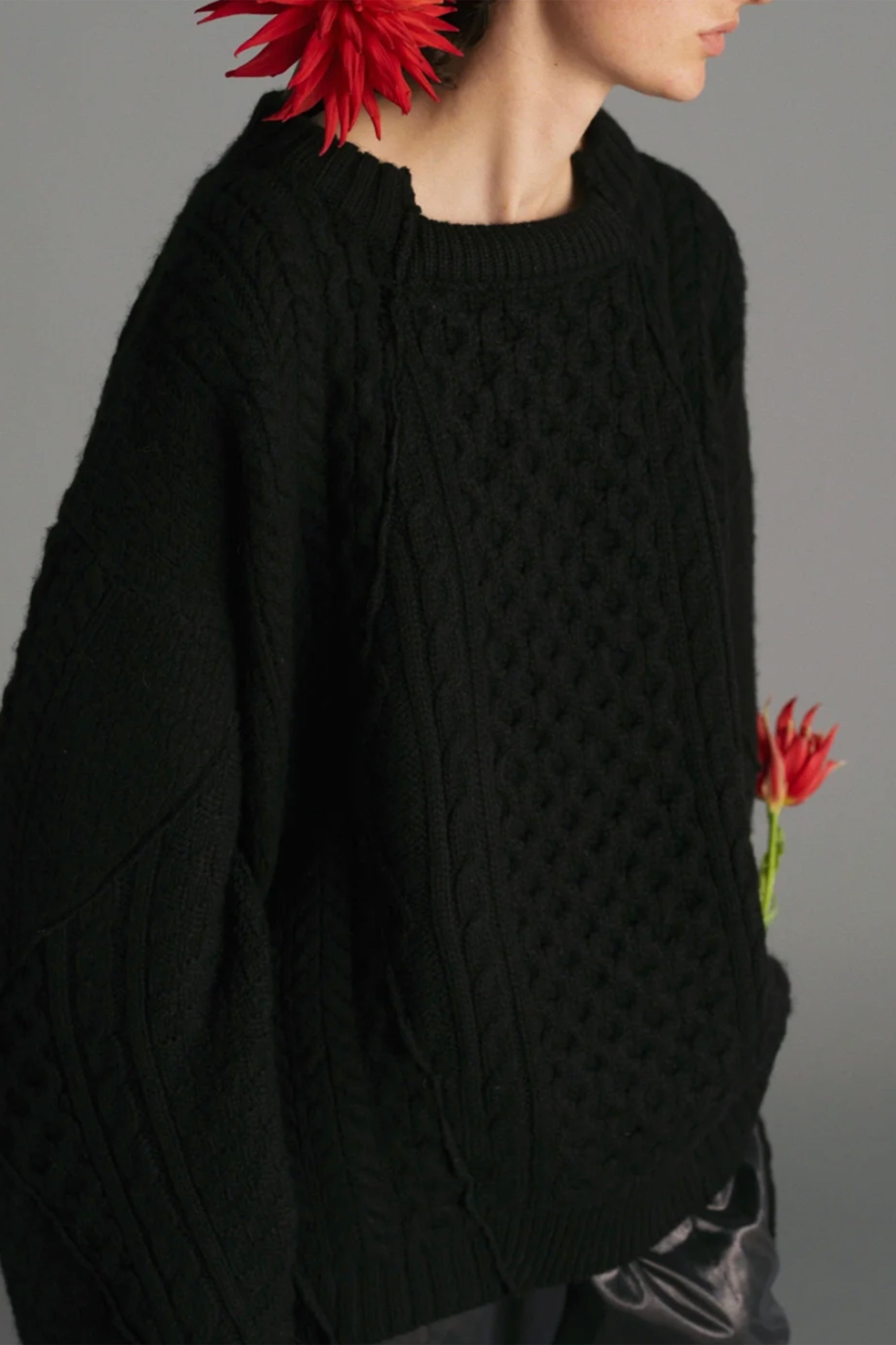 circa make track jacket cutback fisherman sweater -black-