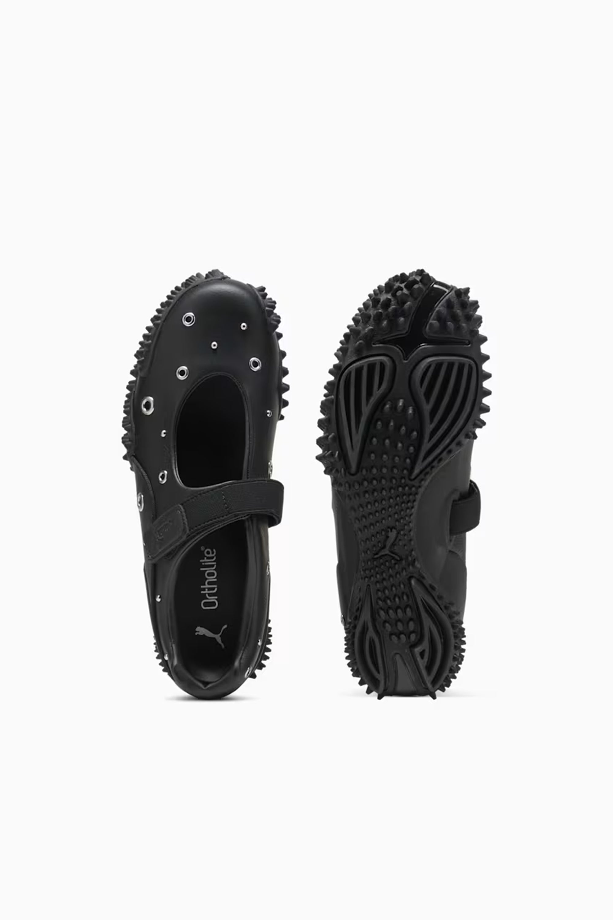 MOSTRO FEY STUDS