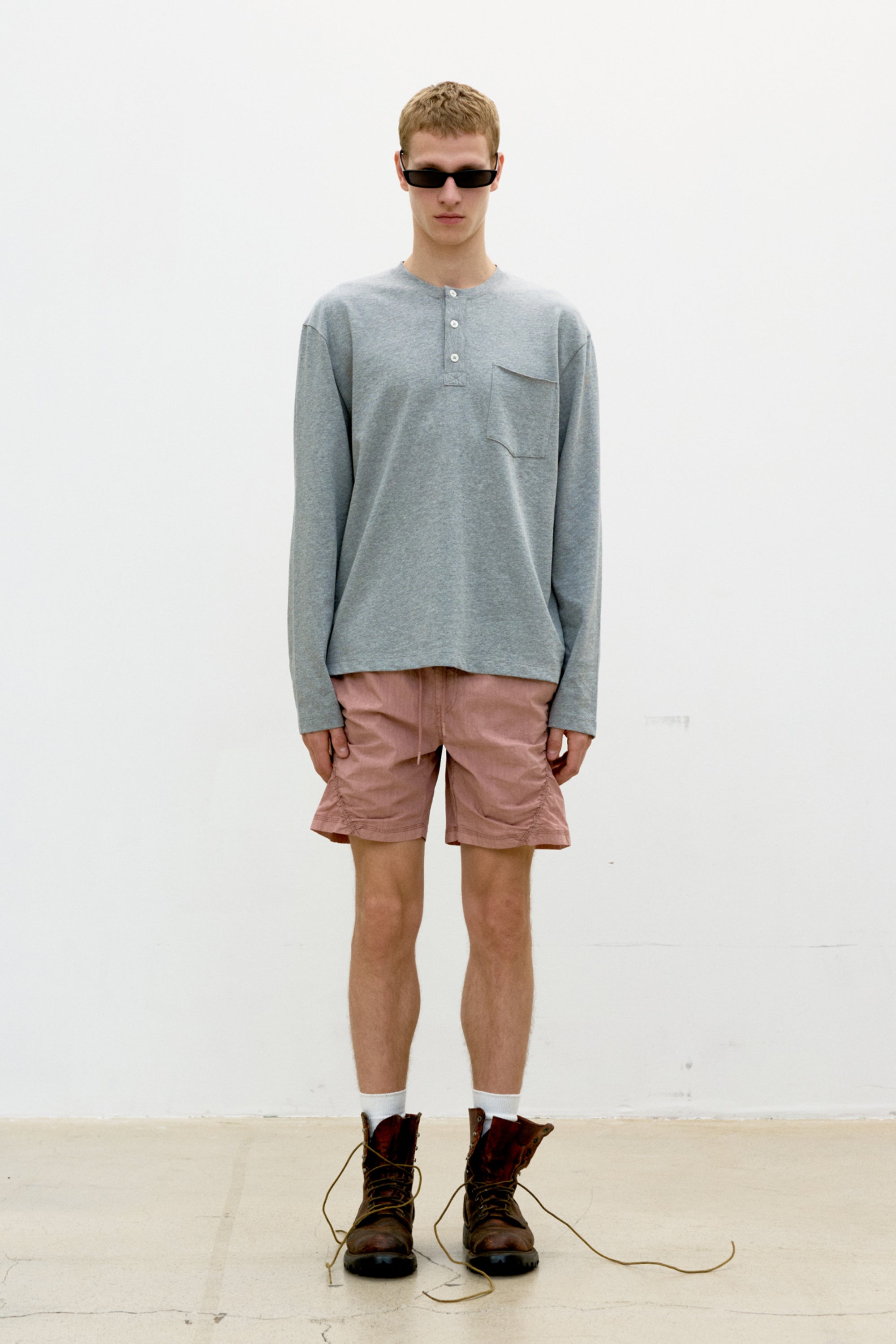 ONE-POCKET LONG SLEEVE HENLEY T-SHIRT