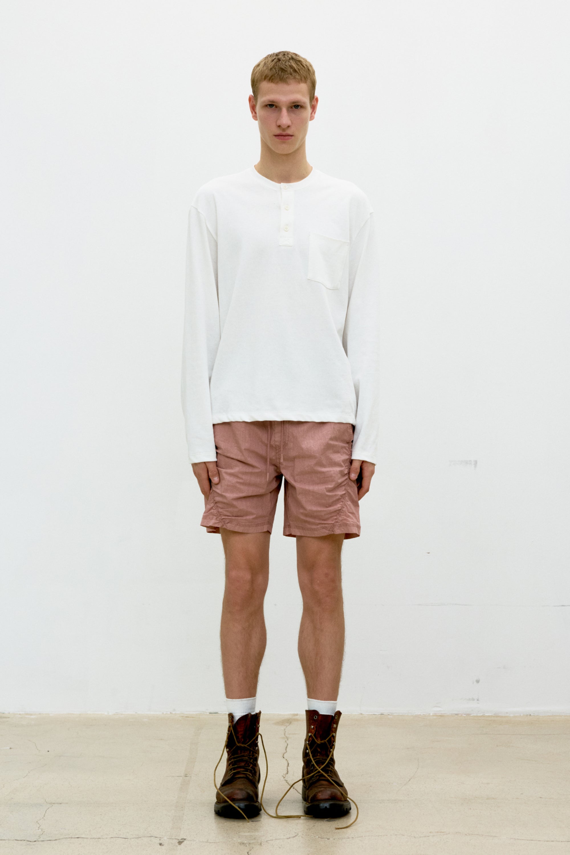 ONE-POCKET LONG SLEEVE HENLEY T-SHIRT