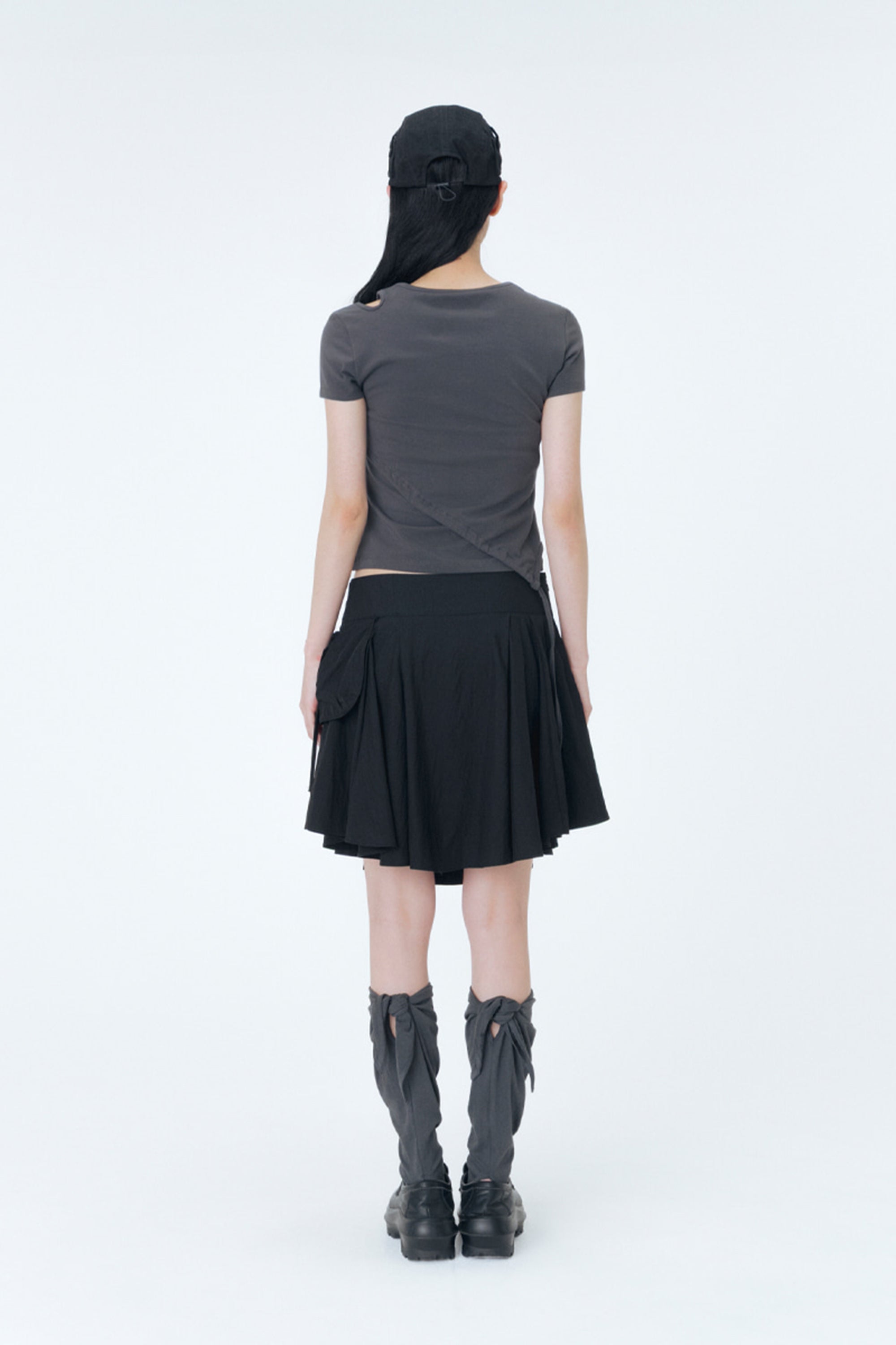 Cutout shirring layered short sleeve