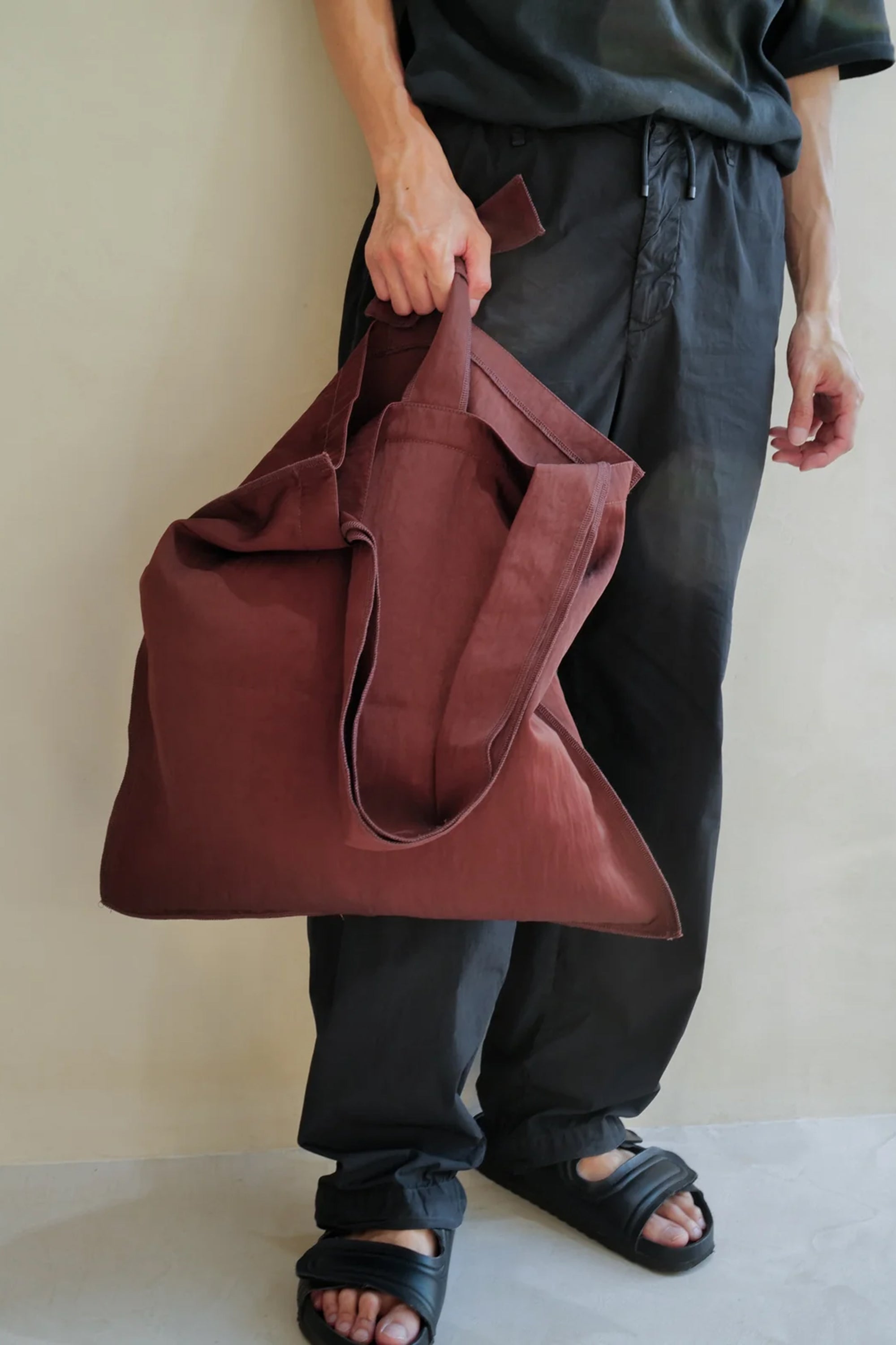 MARY INSIDE OUT TOTE - L / CERATO BRIGHT