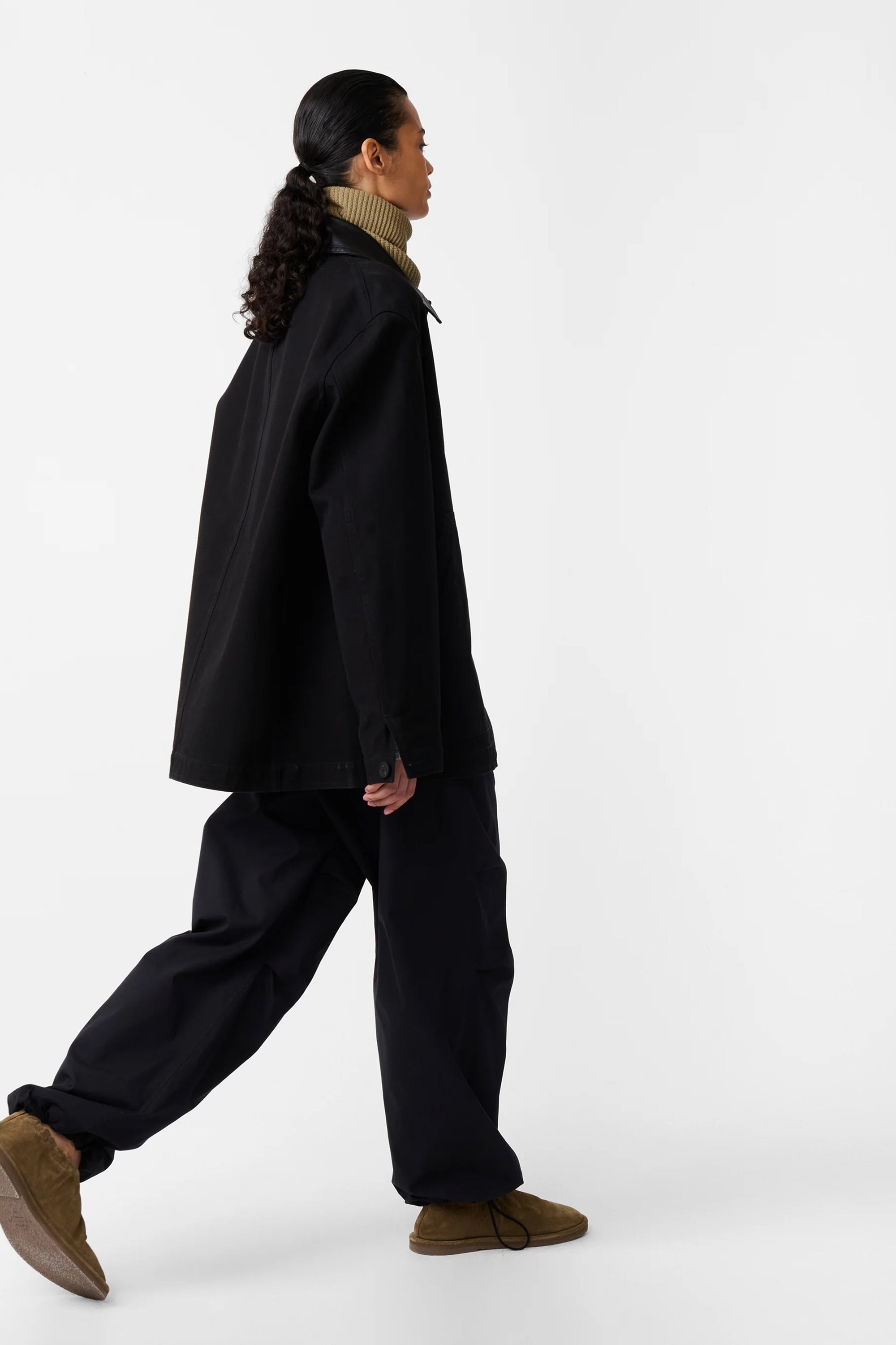 LEADER JACKET IN DARKEST NAVY