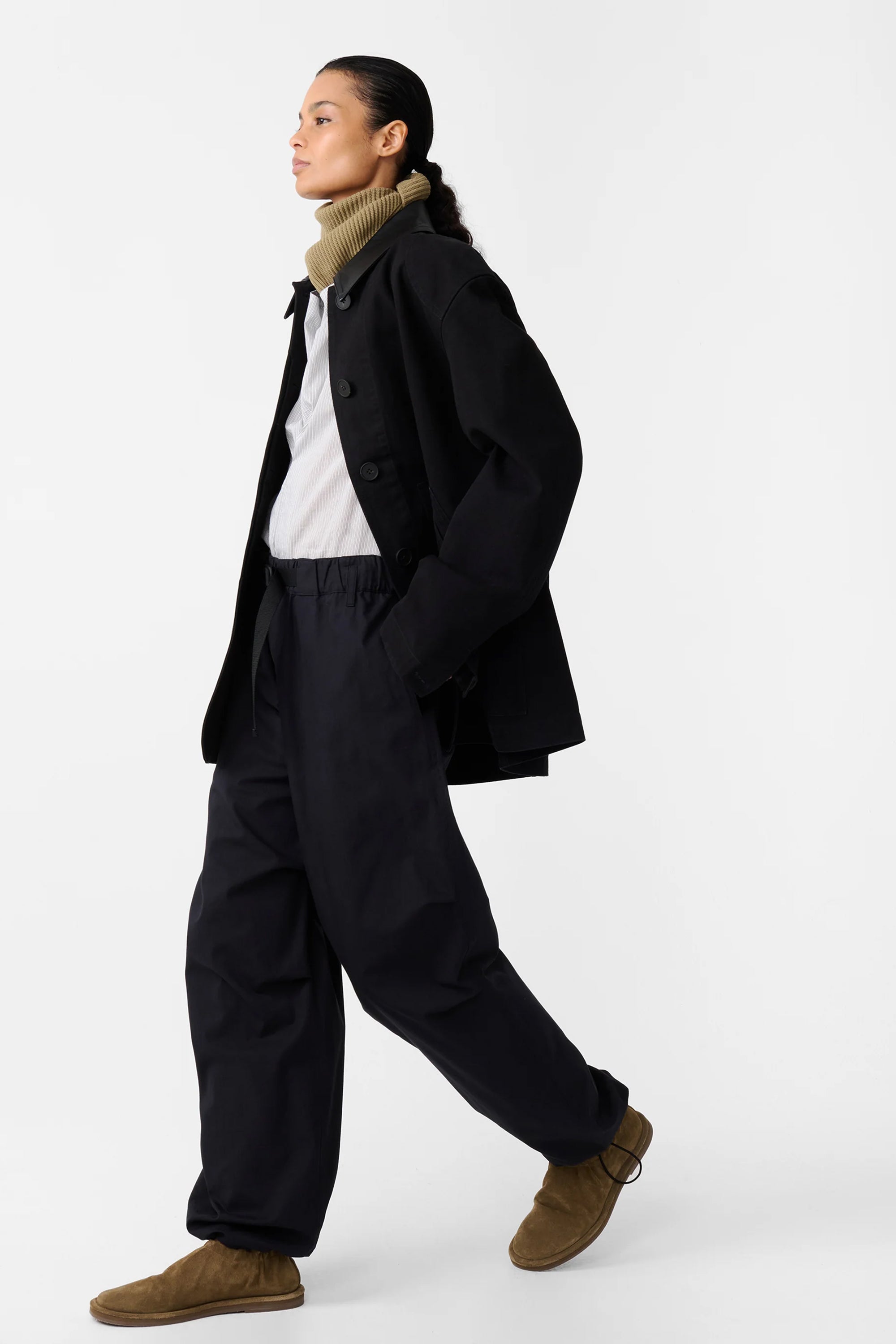 LEADER JACKET IN DARKEST NAVY