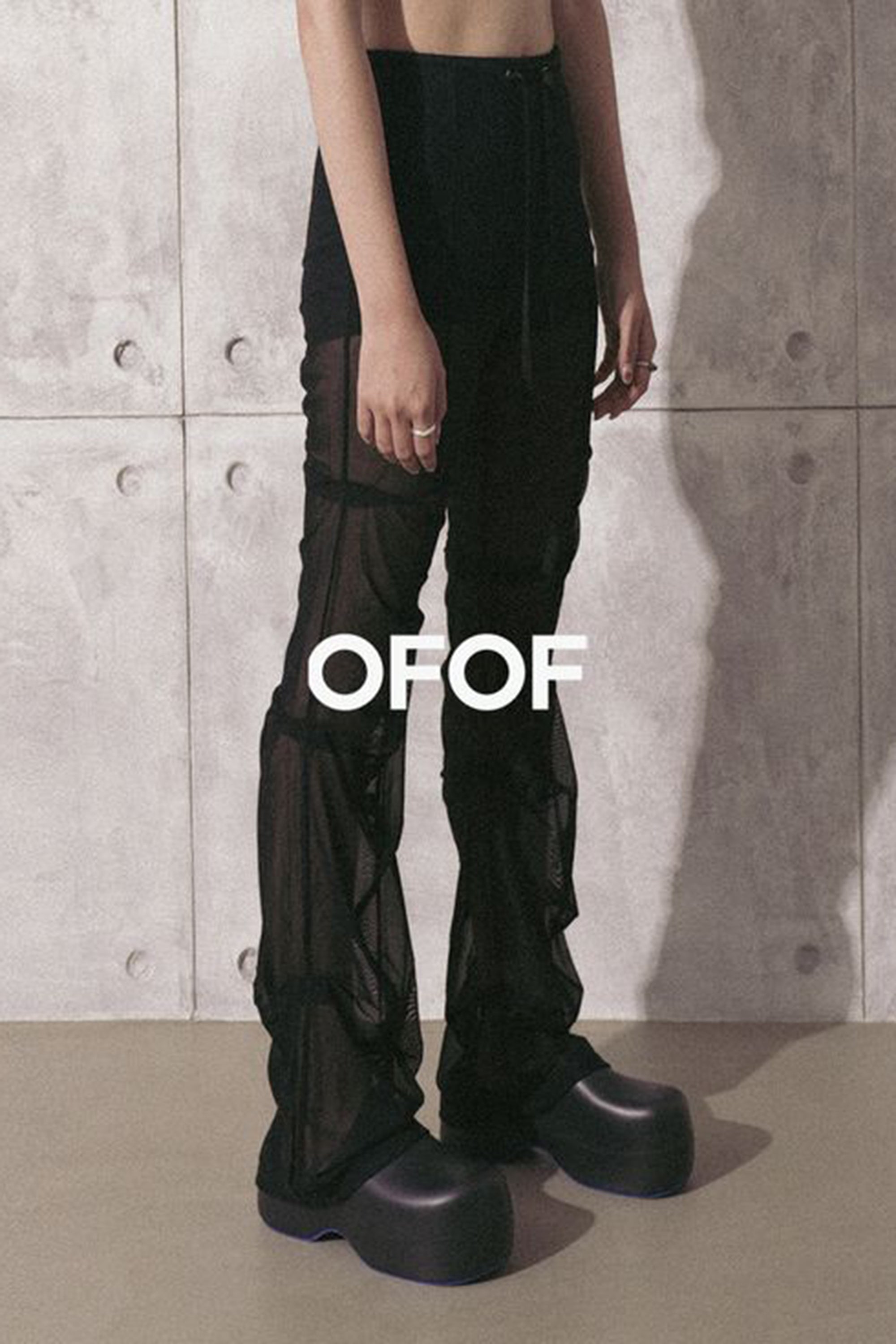 1F MATT BLACK
