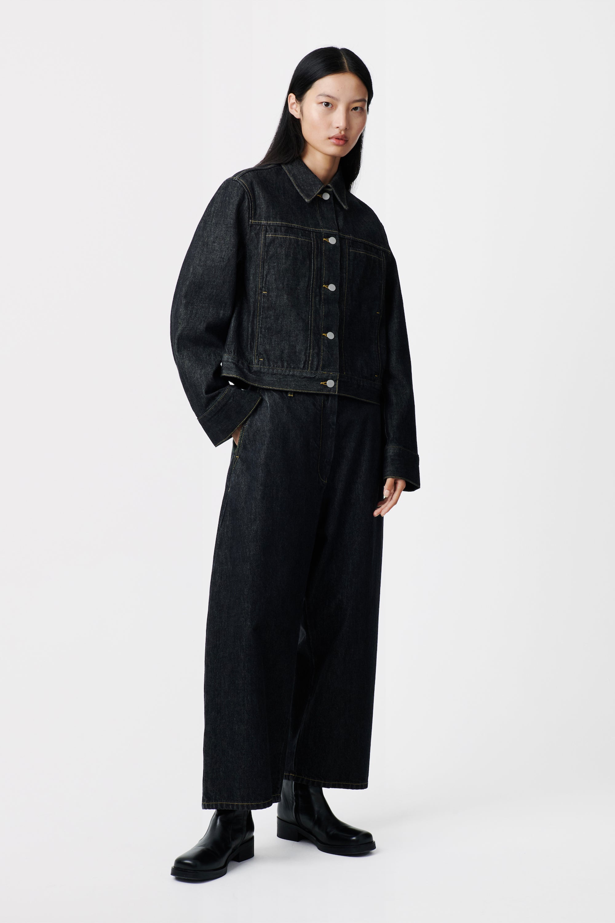 TAHOE ITALIAN DENIM JACKET IN BLACK