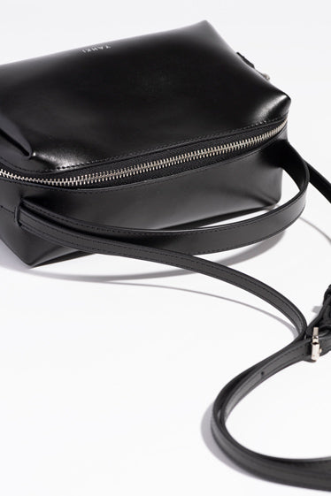 YH-753 CROSSBODY BAG