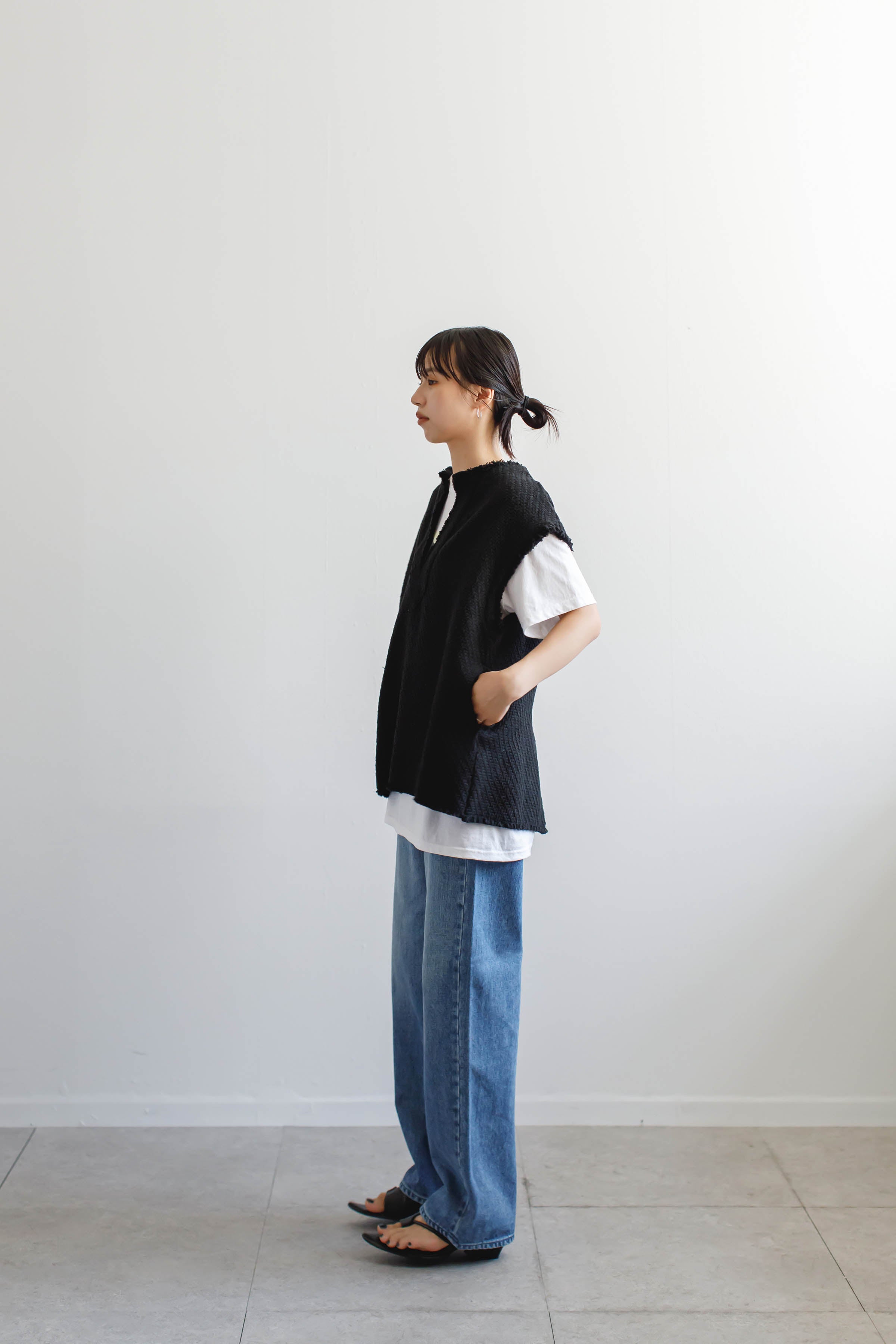 Key Neck Vest［30%OFF］