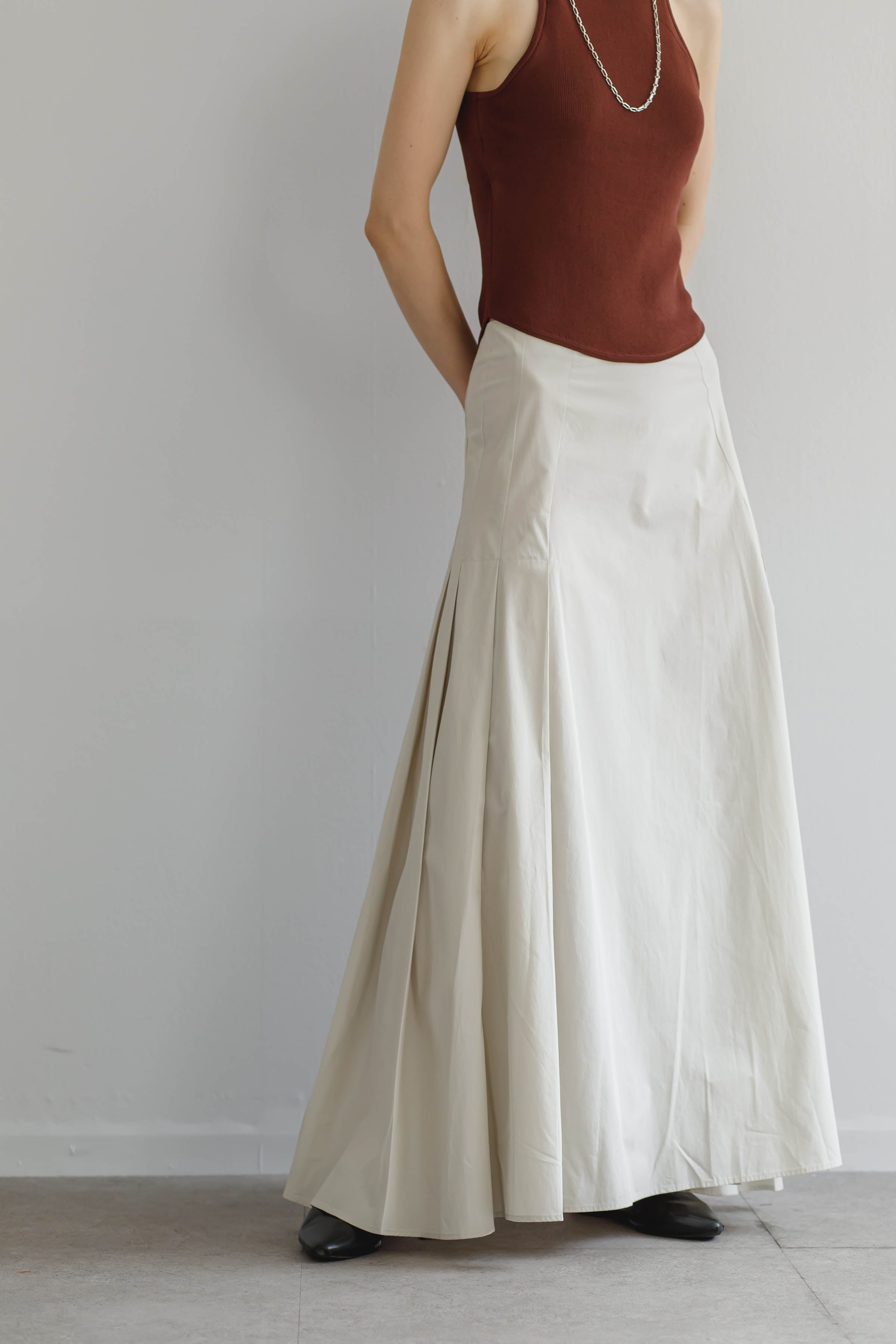 〔Studio Nicholson〕MULTI PLEAT SKIRT