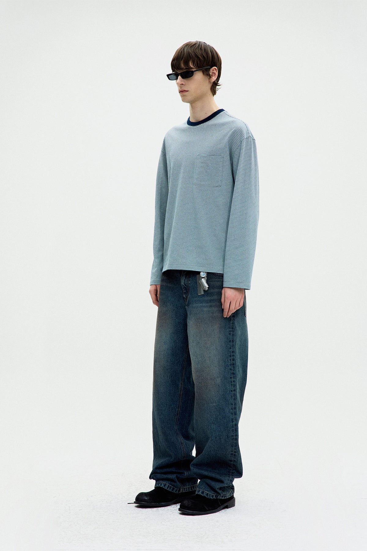 Multi pin stripe pocket t-shirt (blue)