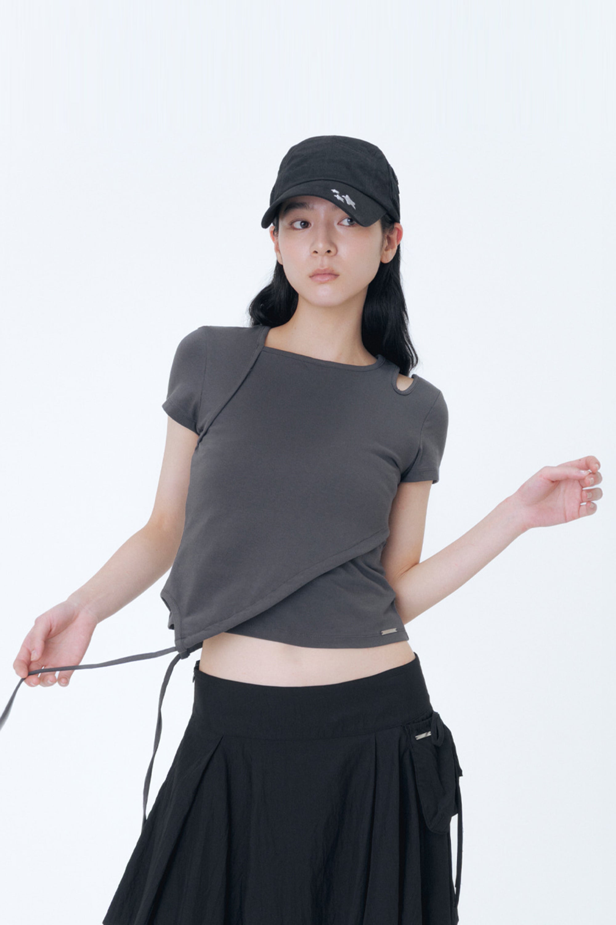 Cutout shirring layered short sleeve