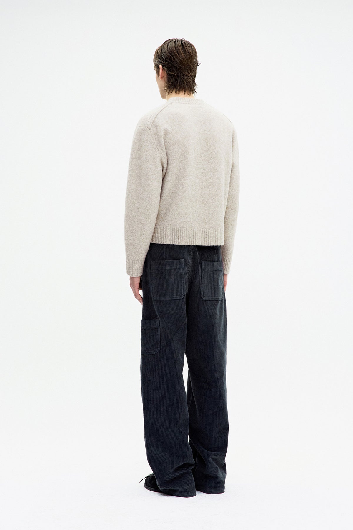 Wool blend hairy v-neck sweater (Ivory)