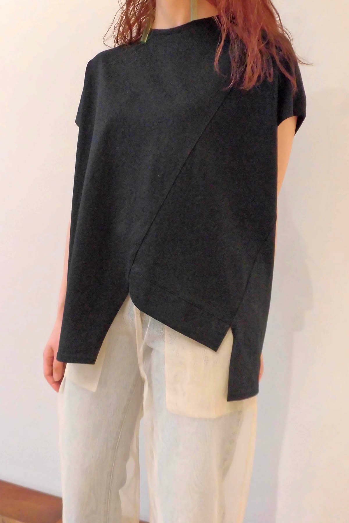 Back Slit Tee