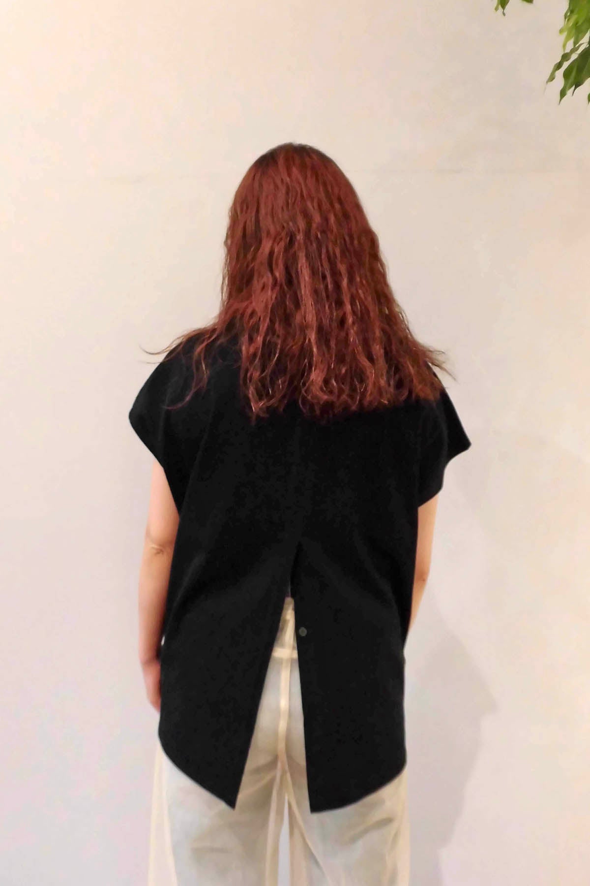 Back Slit Tee
