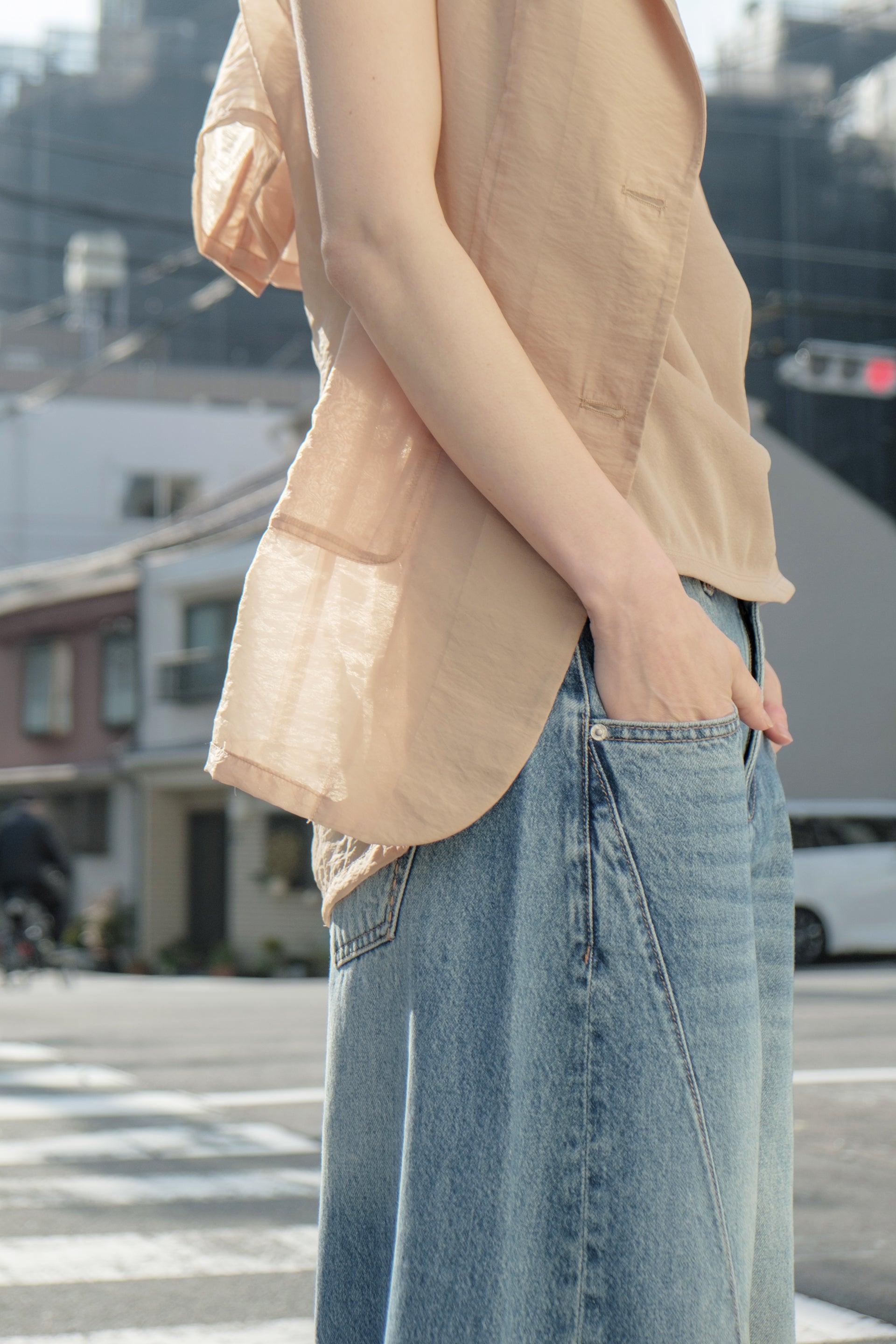 《残り僅か》Curved Denim Pants