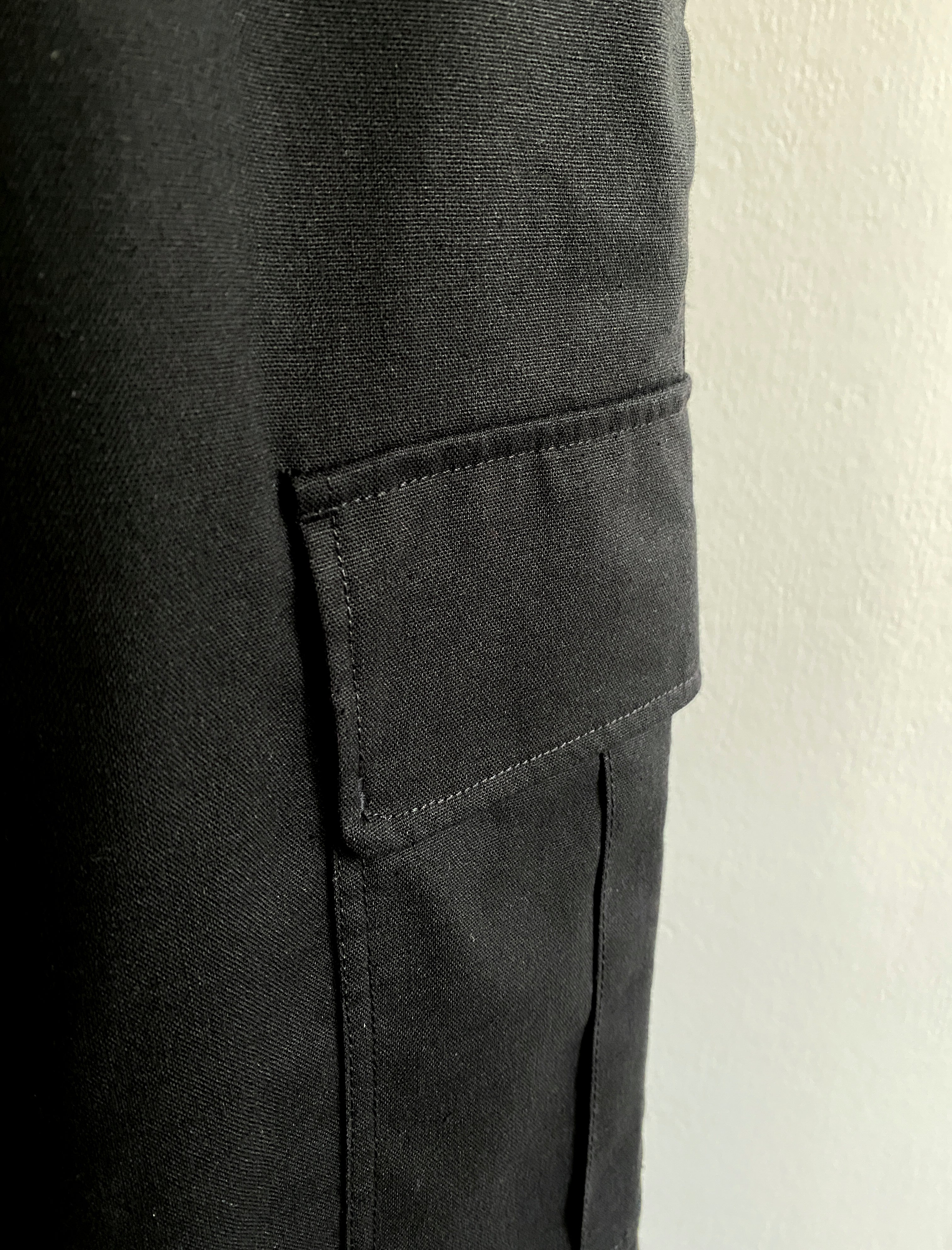 Linen Cargo Pants / BLACK
