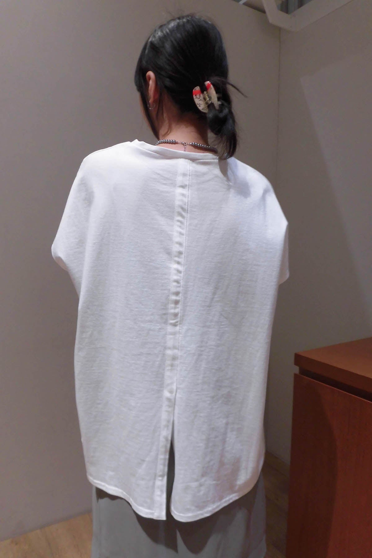 Back Slit Tee