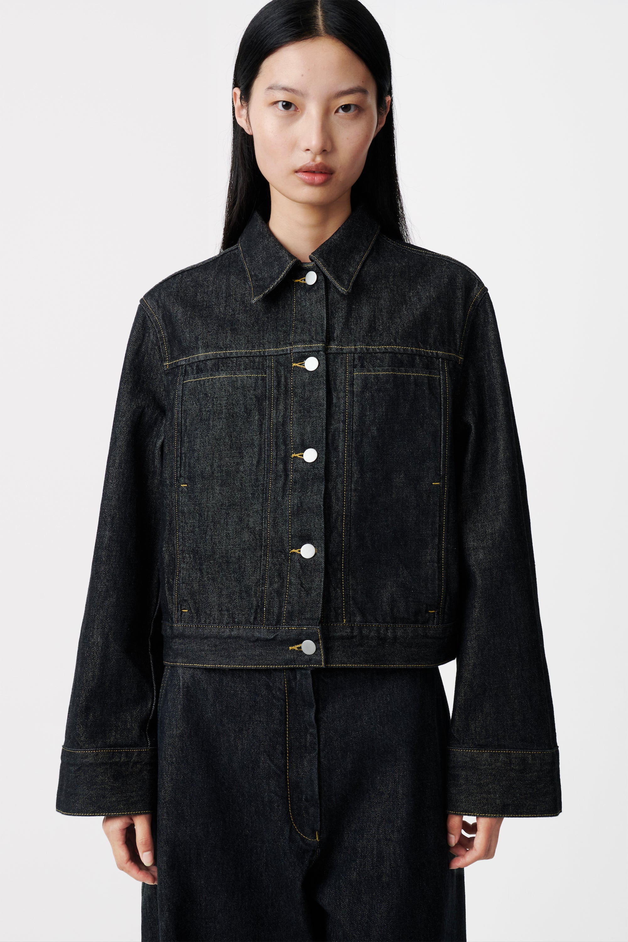 TAHOE ITALIAN DENIM JACKET IN BLACK