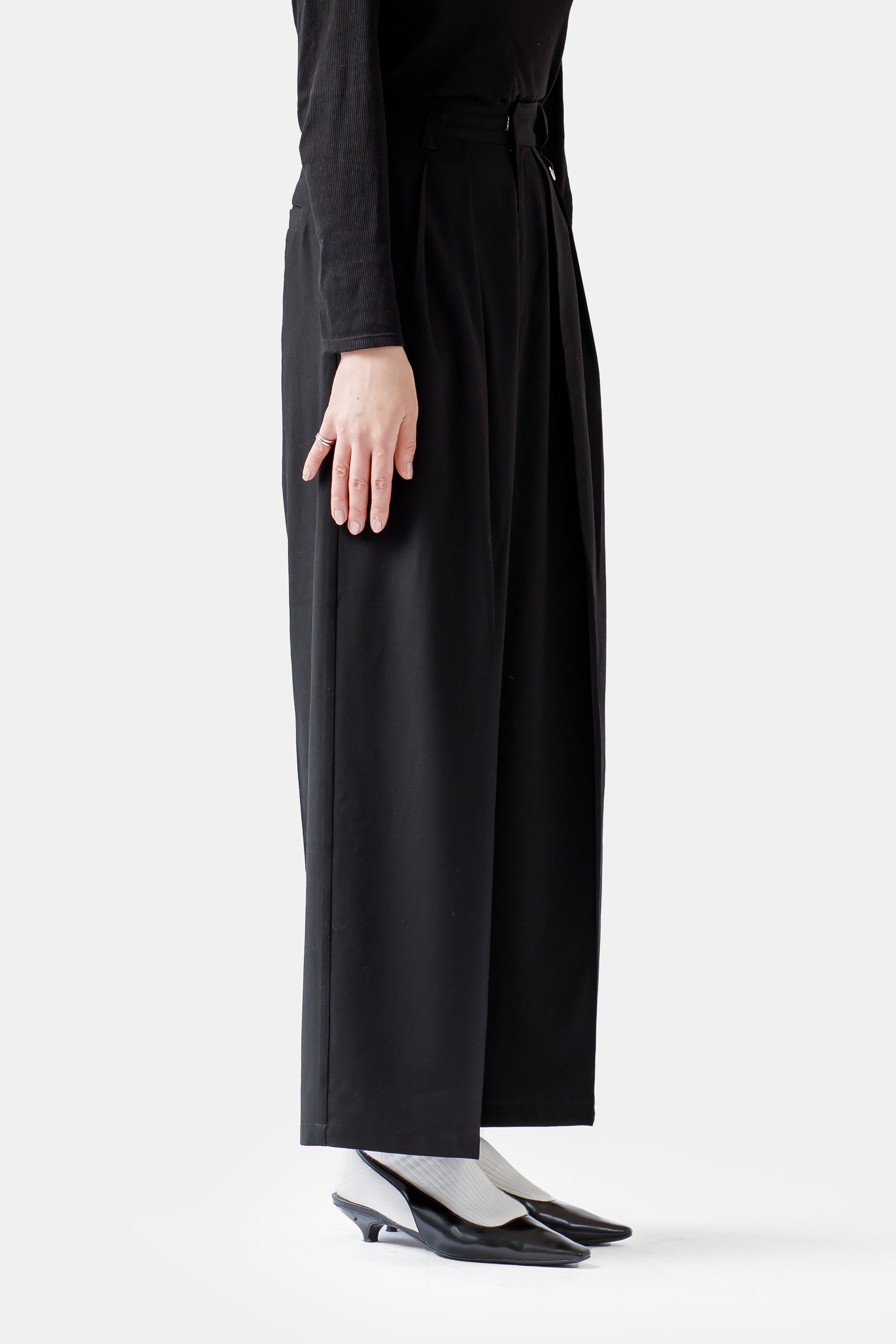 Tuck Wide Pants