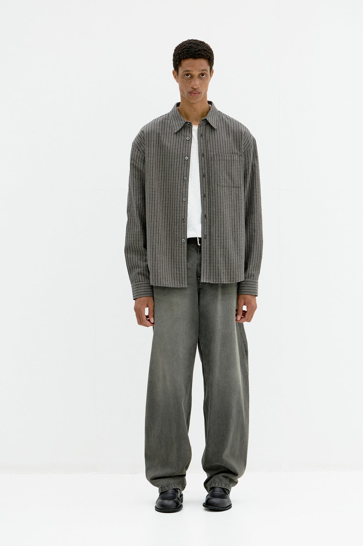 Back Side Washed Brown Jeans