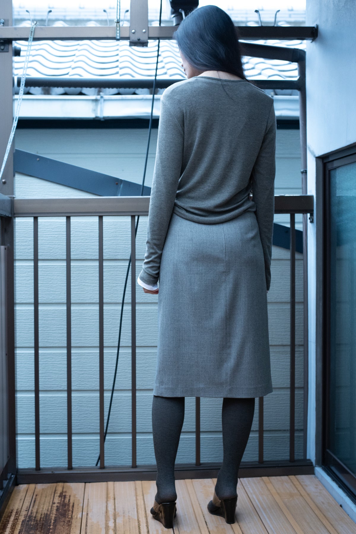 ARC WOOL SKIRT
