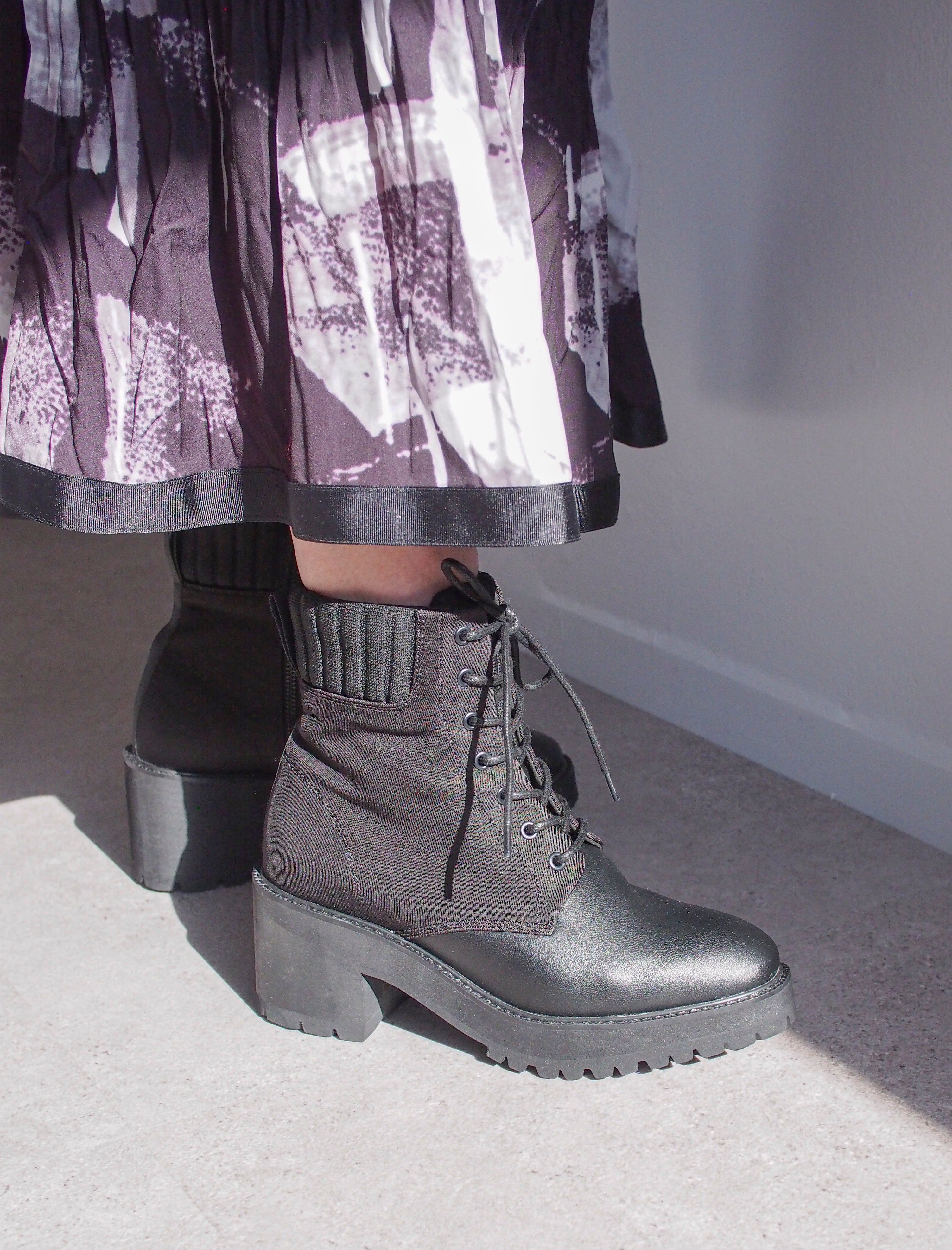 LACE UP SHOES / BLACK / 39着用