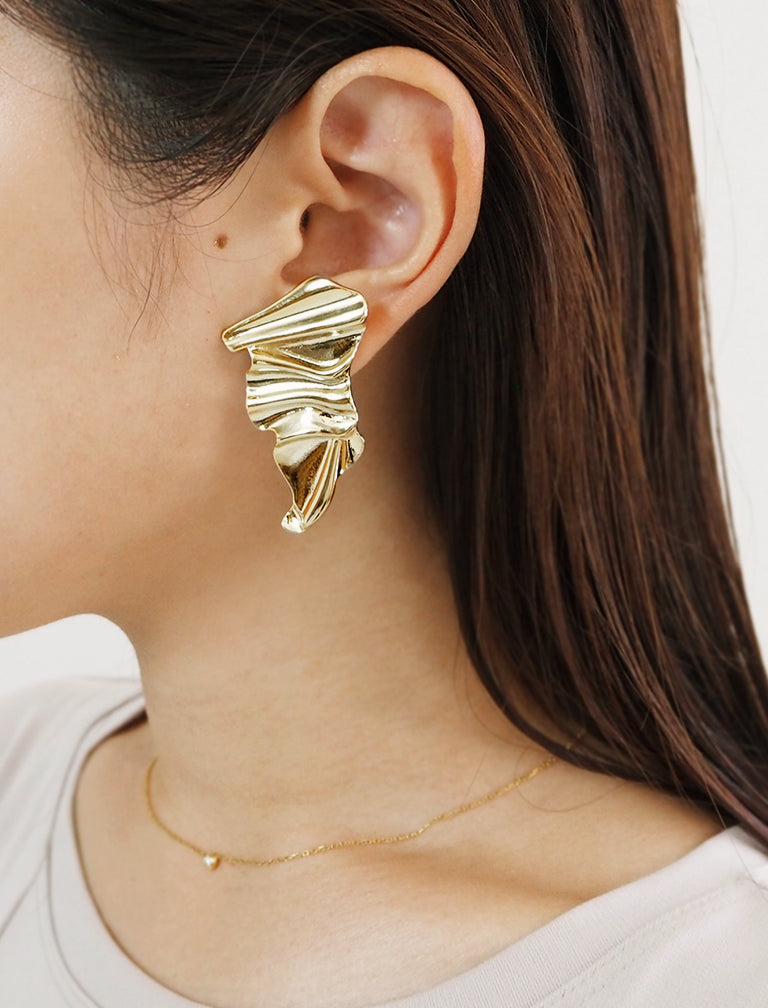 Gather Plate Earrings / GOLD